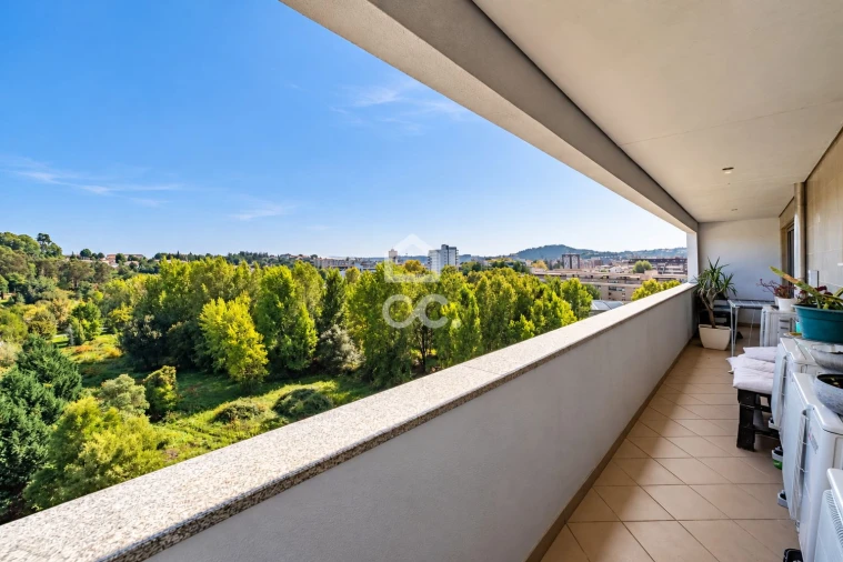 Apartamento T4 para Venda em Antas e Abade de Vermoim Foto 17