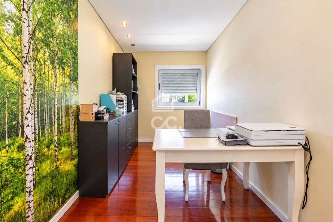 Apartamento T4 para Venda em Antas e Abade de Vermoim Foto 13