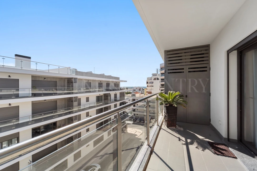 Apartamento T2 para Venda em Quarteira Foto 1