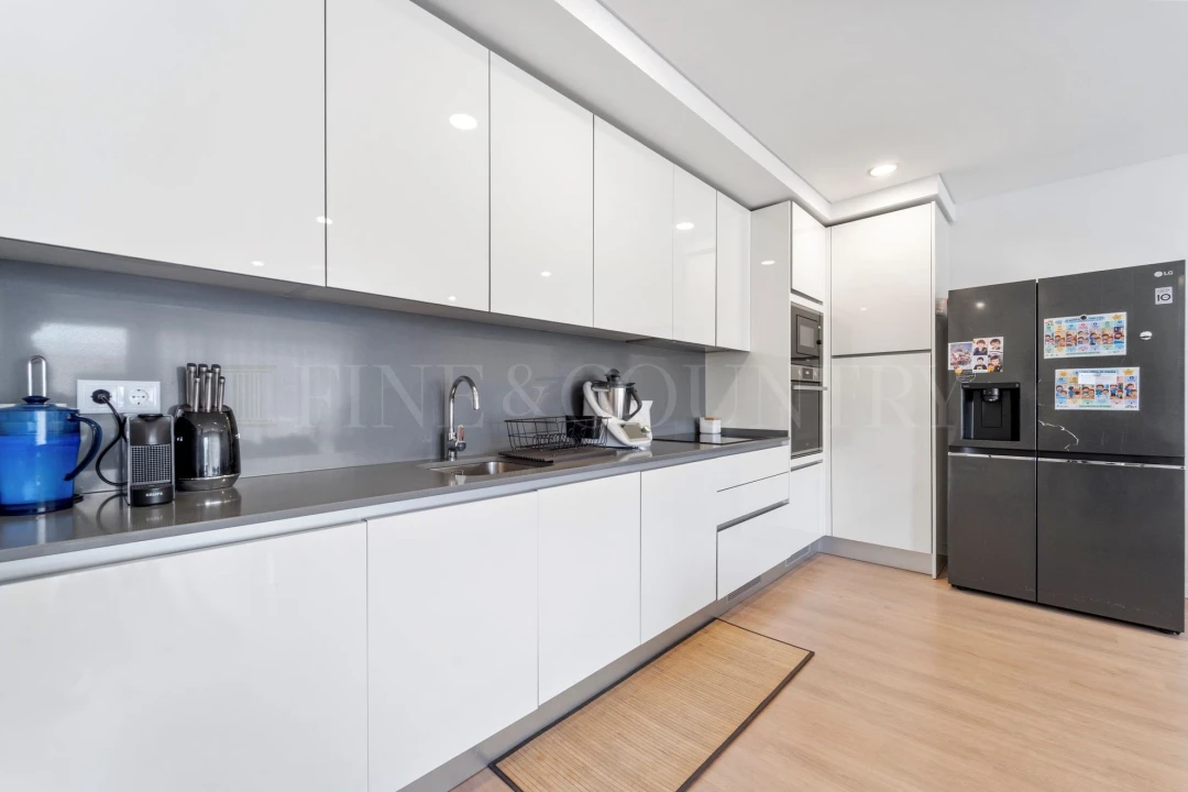 Apartamento T2 para Venda em Quarteira Foto 12