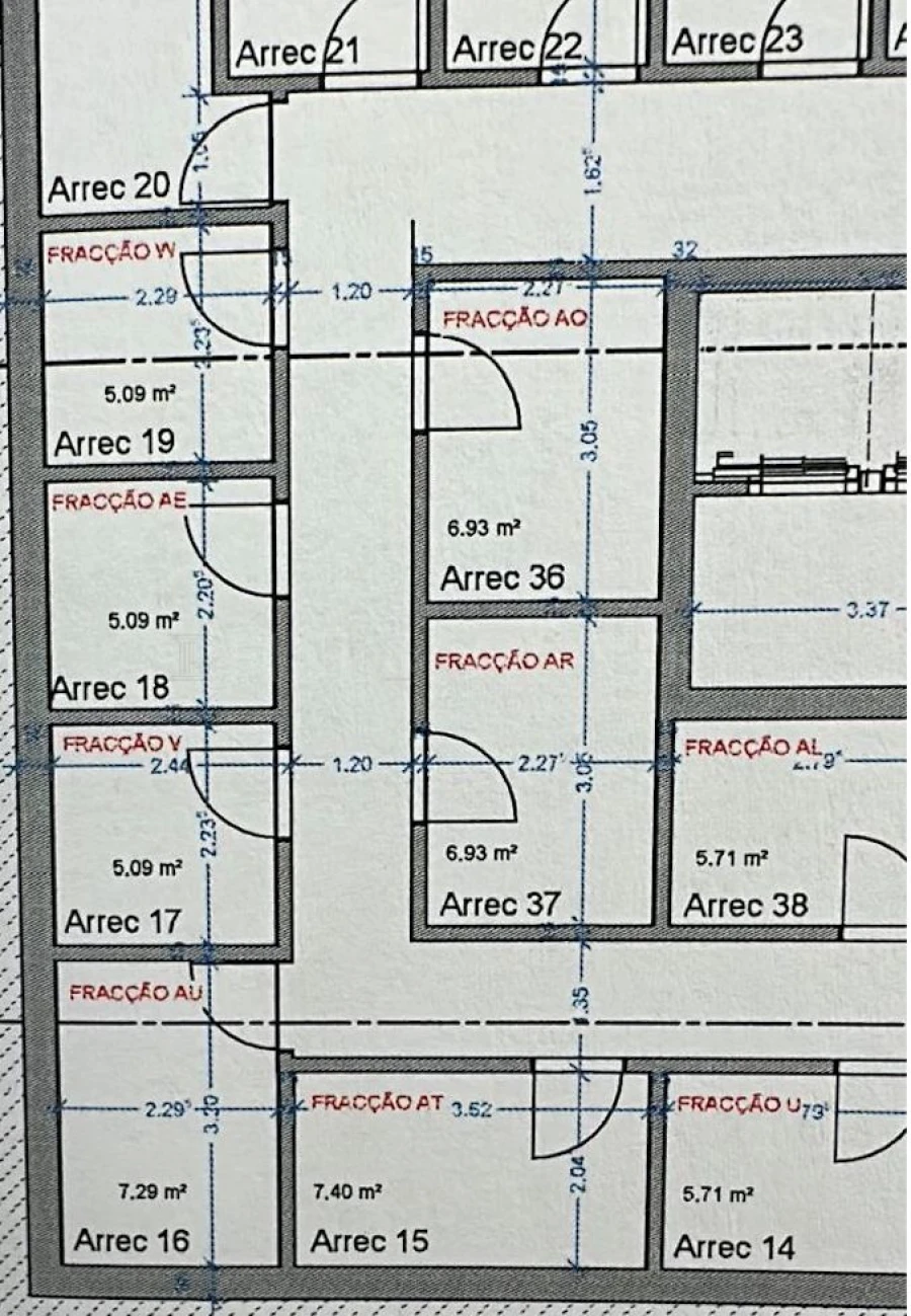 Apartamento T2 para Venda em Quarteira Foto 32