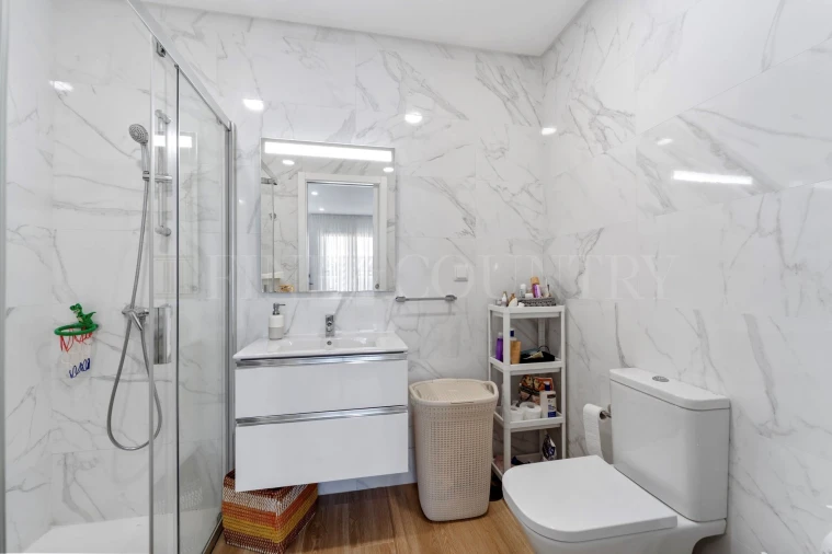 Apartamento T2 para Venda em Quarteira Foto 19