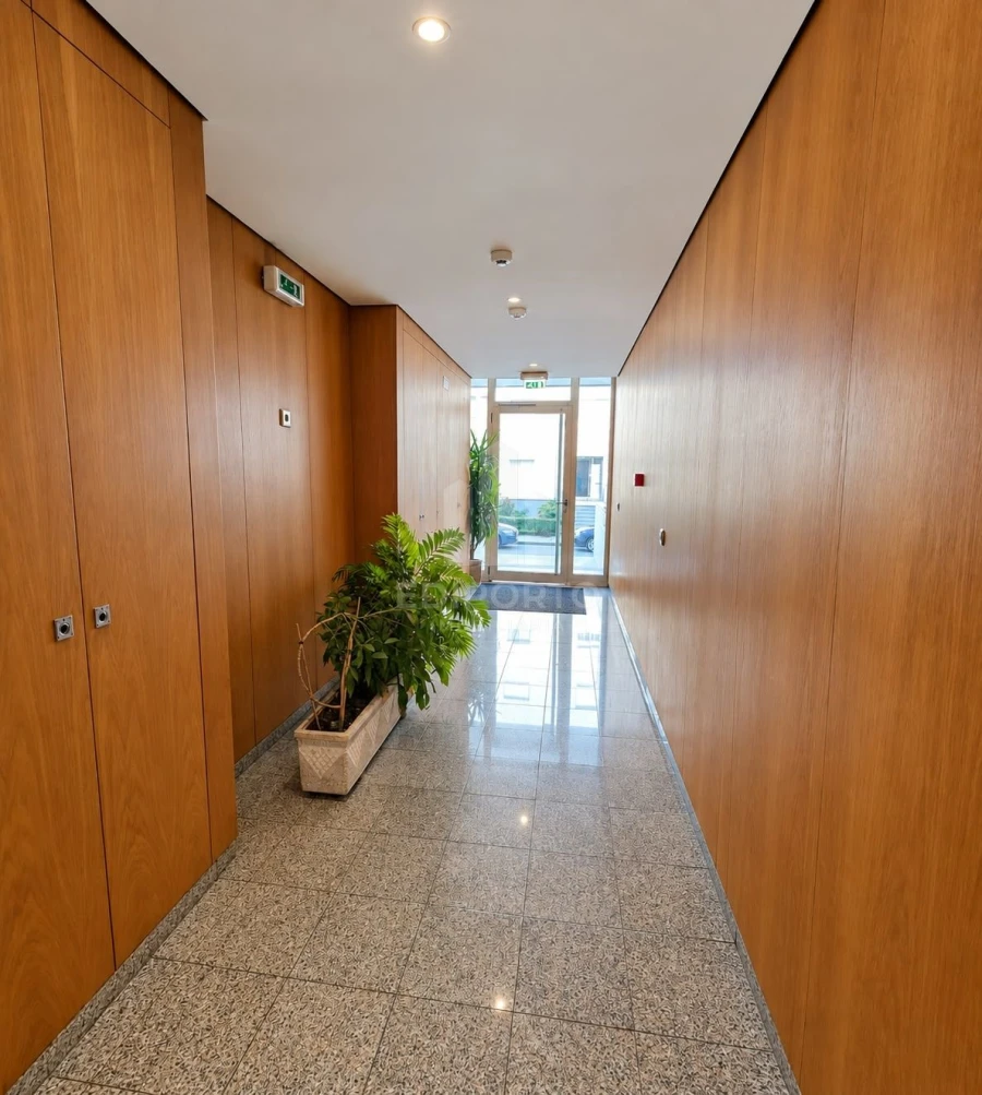 Apartamento T2 para Venda em Custoias Foto 2