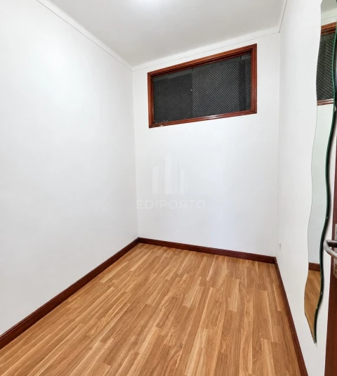 Apartamento T4 para Venda em Campanhã