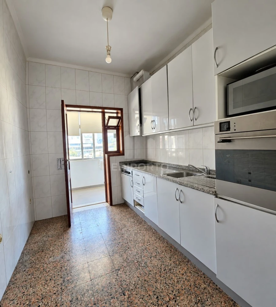 Apartamento T4 para Venda em Campanhã Foto 10