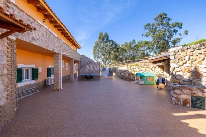 Moradia T6 para Venda em Lagos (São Sebastião e Santa Maria)