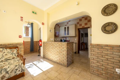 Moradia T6 para Venda em Lagos (São Sebastião e Santa Maria)