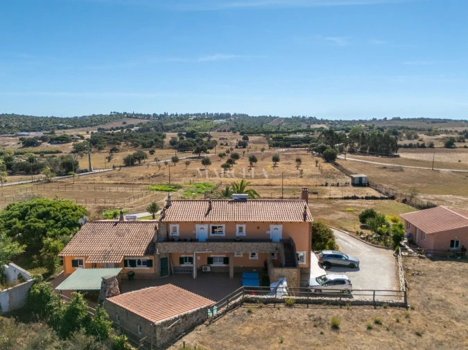 Moradia T6 para Venda em Lagos (São Sebastião e Santa Maria) Foto 71