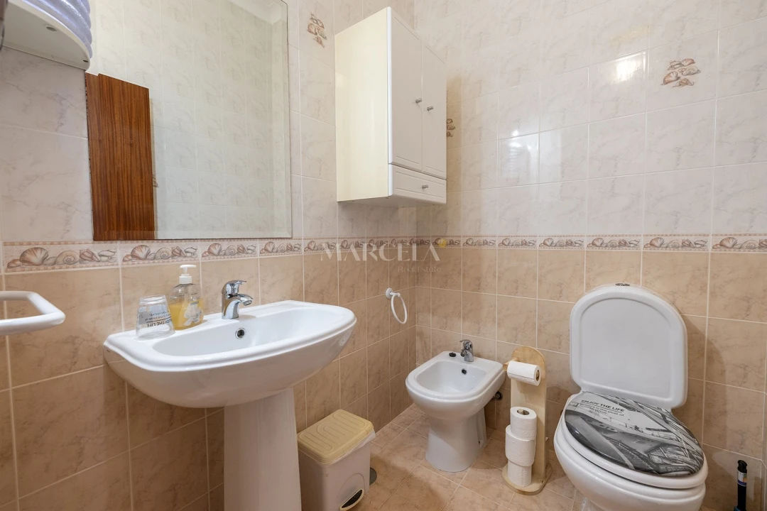 Moradia T6 para Venda em Lagos (São Sebastião e Santa Maria) Foto 22