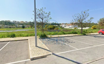 Terreno para Venda em Albufeira e Olhos de Água