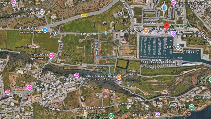 Terreno para Venda em Albufeira e Olhos de Água