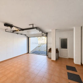 Moradia T4 para Venda em Lagos (São Sebastião e Santa Maria)