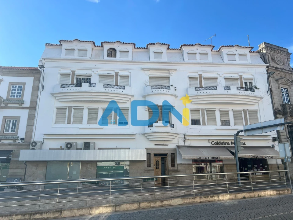 Prédio para Venda em Castelo Branco Foto 1