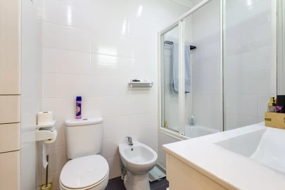 Apartamento T3 para Venda em Carnaxide e Queijas