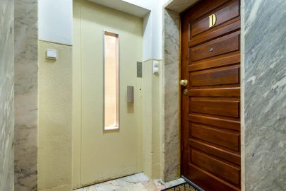 Apartamento T3 para Venda em Carnaxide e Queijas