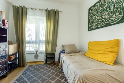 Apartamento T3 para Venda em Carnaxide e Queijas