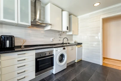 Apartamento T3 para Venda em Carnaxide e Queijas