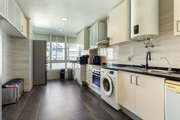 Apartamento T3 para Venda em Carnaxide e Queijas Foto 9