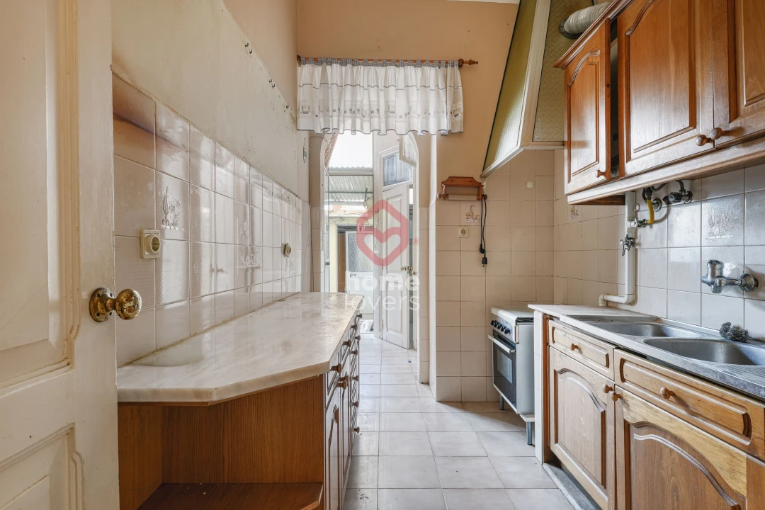 Apartamento T2 para Venda em Penha de França Foto 9