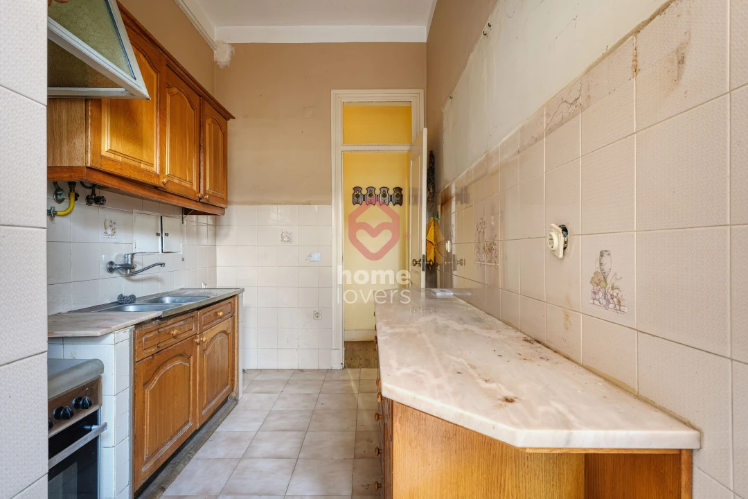 Apartamento T2 para Venda em Penha de França Foto 10