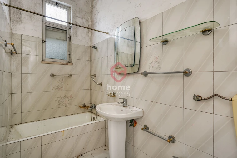 Apartamento T2 para Venda em Penha de França Foto 14