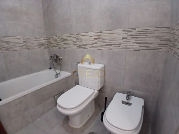 Apartamento T2 para Arrendamento em Póvoa de Santa Iria e Forte da Casa