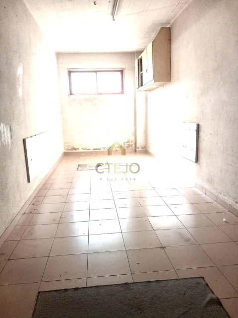 Apartamento T2 para Arrendamento em Póvoa de Santa Iria e Forte da Casa