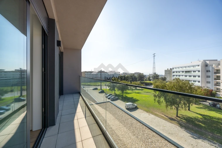 Apartamento T1 para Venda em Pedrouços Foto 6