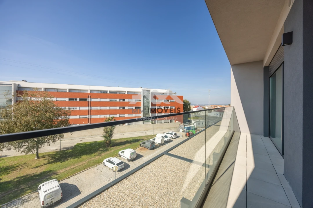 Apartamento T1 para Venda em Pedrouços Foto 14