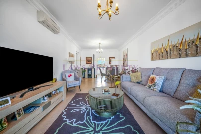 Apartamento T2 para Venda em Lagos (São Sebastião e Santa Maria)