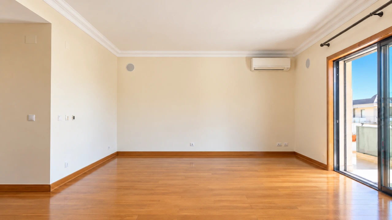 Apartamento T2 para Venda em Parque das Nações Foto 8