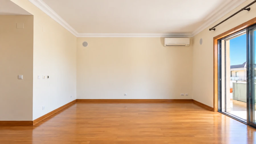 Apartamento T2 para Venda em Parque das Nações Foto 8