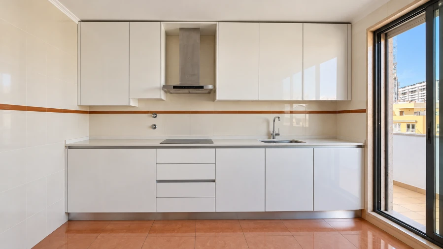 Apartamento T2 para Venda em Parque das Nações Foto 15