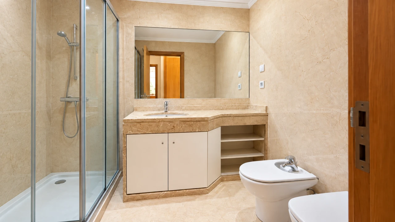 Apartamento T2 para Venda em Parque das Nações Foto 30
