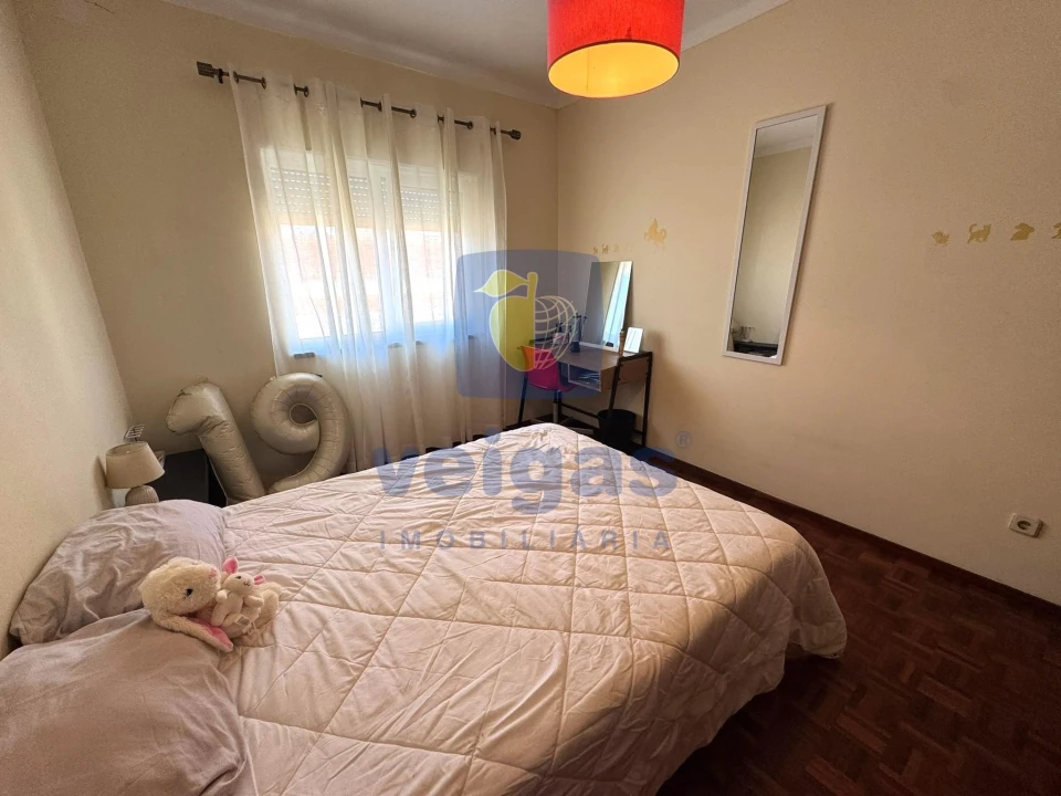 Moradia T3 para Venda em Olho Marinho Foto 19