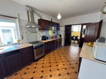 Moradia T3 para Venda em Olho Marinho