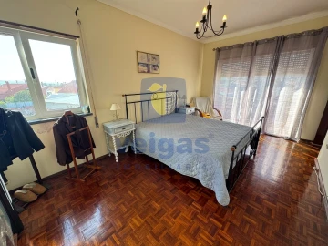 Moradia T3 para Venda em Olho Marinho