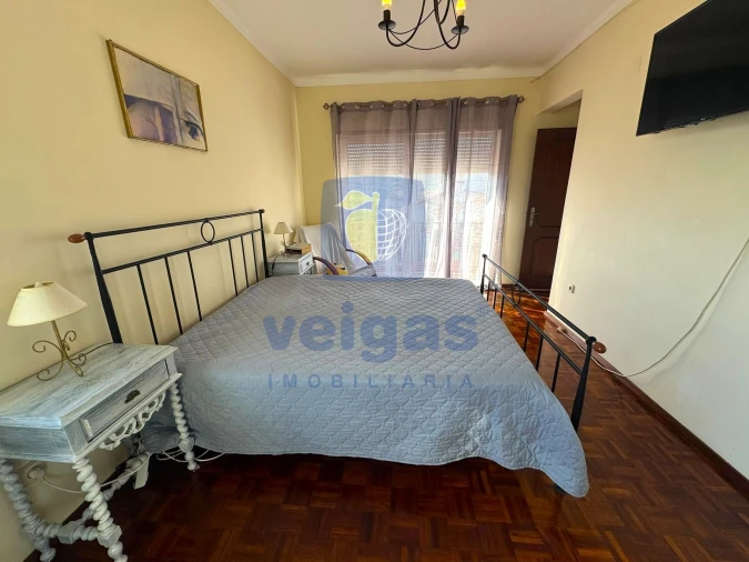 Moradia T3 para Venda em Olho Marinho Foto 23