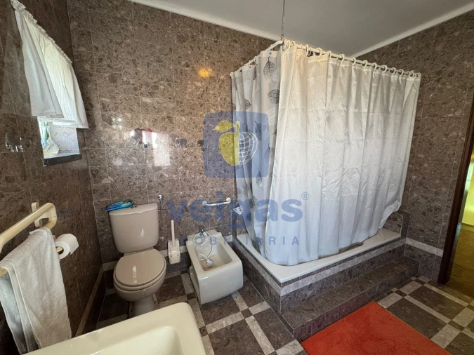 Moradia T3 para Venda em Olho Marinho Foto 27