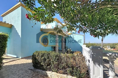 Moradia T3 para Venda em Albufeira e Olhos de Água