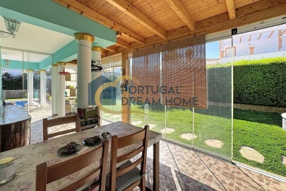Moradia T3 para Venda em Albufeira e Olhos de Água