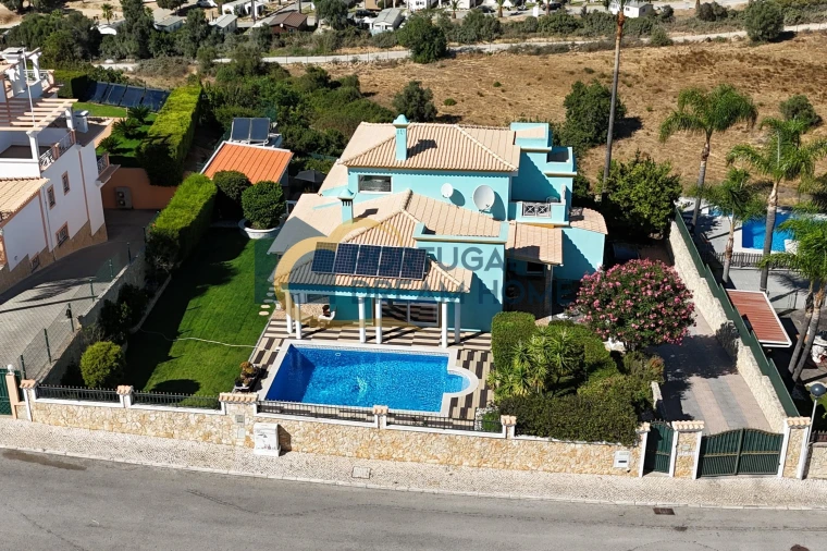 Moradia T3 para Venda em Albufeira e Olhos de Água Foto 42
