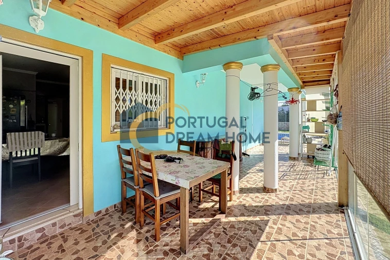 Moradia T3 para Venda em Albufeira e Olhos de Água Foto 11
