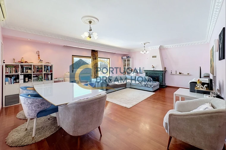 Moradia T3 para Venda em Albufeira e Olhos de Água Foto 4