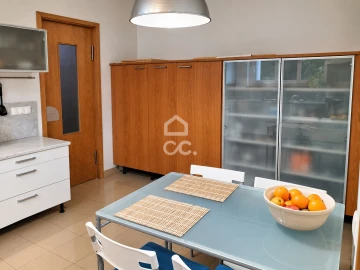 Moradia T4 para Venda em São Mateus da Calheta