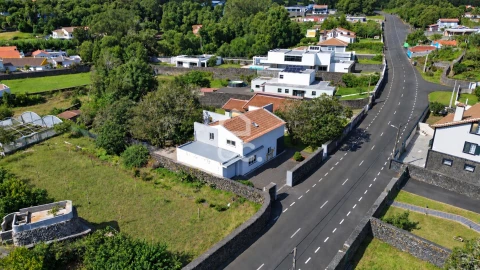 Moradia T4 para Venda em São Mateus da Calheta