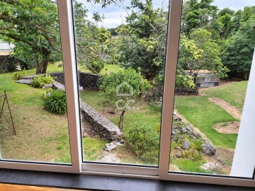 Moradia T4 para Venda em São Mateus da Calheta