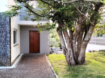 Moradia T4 para Venda em São Mateus da Calheta
