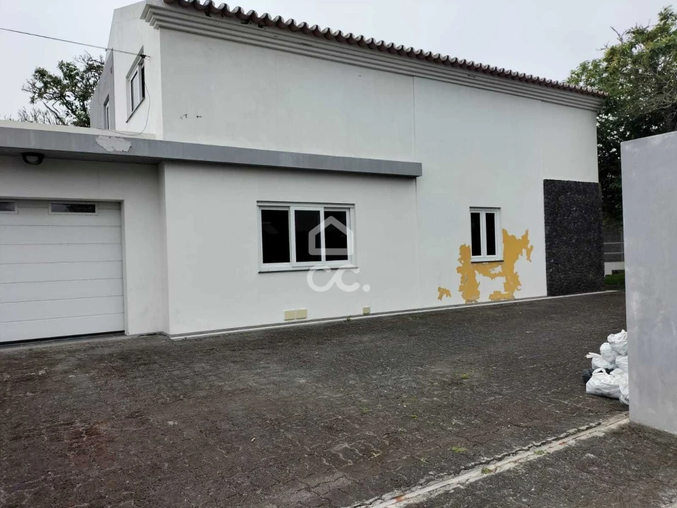 Moradia T4 para Venda em São Mateus da Calheta Foto 21