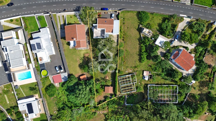 Moradia T4 para Venda em São Mateus da Calheta Foto 5